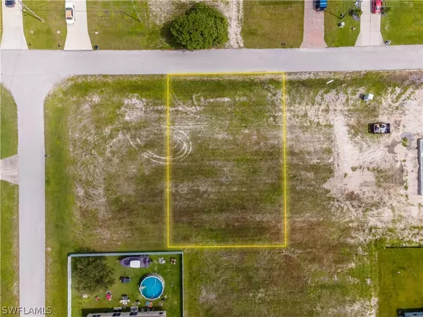 1806 NW 20th ST, Cape Coral, FL 33993