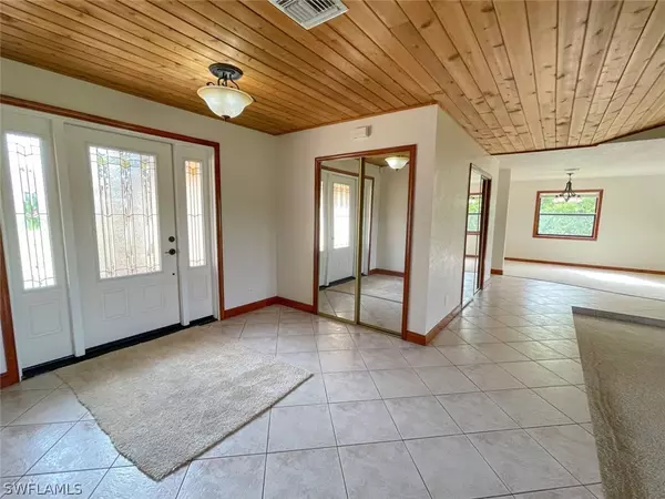 Labelle, FL 33935,5001 Dolphin CIR