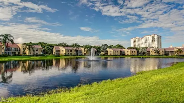 571 Beachwalk Circle CIR S #S - 101, Naples, FL 34108