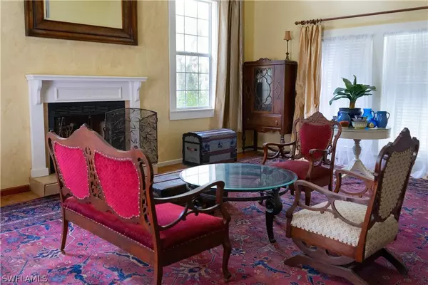 Alva, FL 33920,Address not disclosed