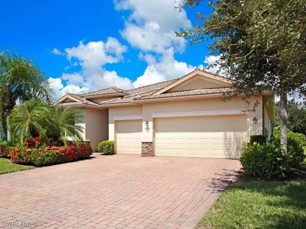 8143 Monticello CT, Naples, FL 34104