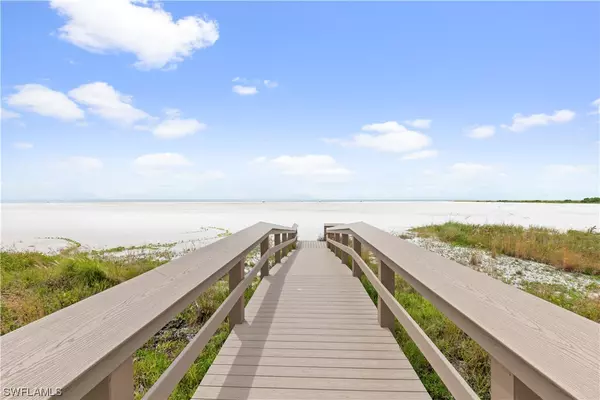 Marco Island, FL 34145,220 Seaview CT #609