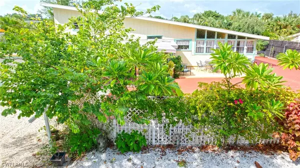 Sarasota, FL 34242,513 Givens ST