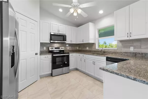 Cape Coral, FL 33909,1409 NE 11th TER