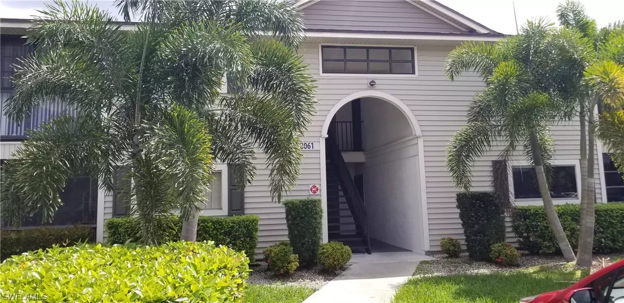 8061 S Woods CIR #3, Fort Myers, FL 33919