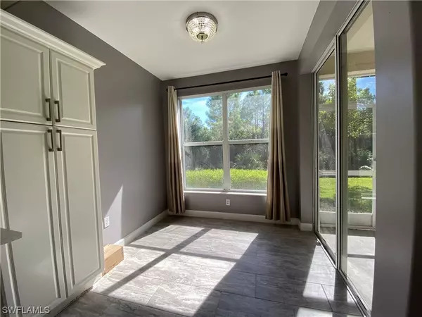 Naples, FL 34105,1455 Tiffany LN #103