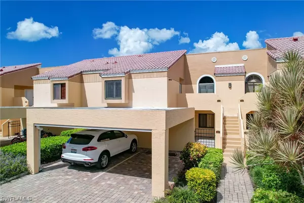 Naples, FL 34108,649 Beachwalk CIR #C-202