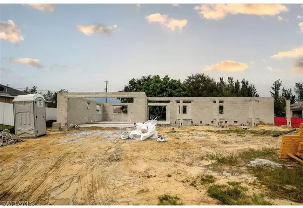 Cape Coral, FL 33993,424 NW 6th AVE