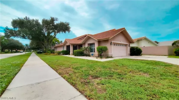 Naples, FL 34119,11055 Longshore WAY W