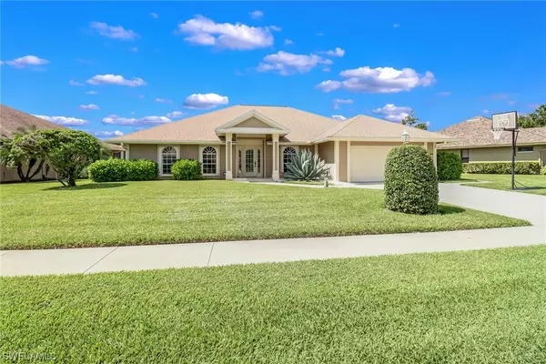 Naples, FL 34109,9684 Campbell CIR