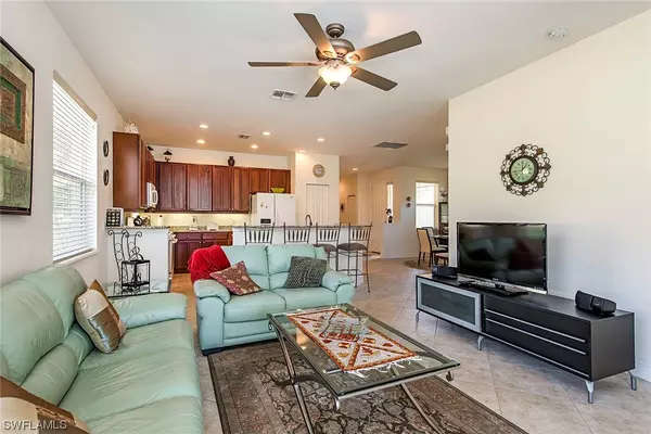 Naples, FL 34119,1960 Tarpon Bay DR N #115