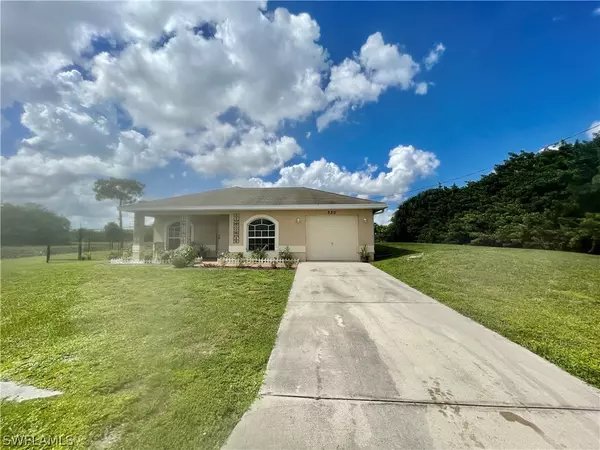 Lehigh Acres, FL 33974,330 Labree AVE S