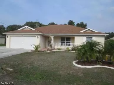 875 Rue Labeau CIR, Fort Myers, FL 33913