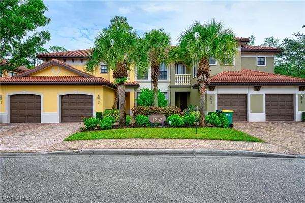 Naples, FL 34105,1252 Carpazi CT #2