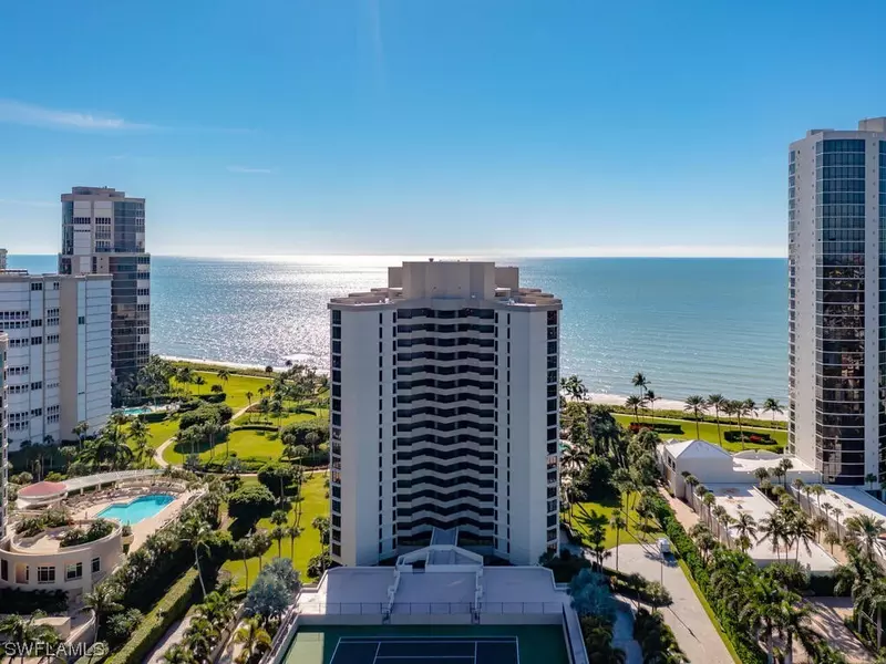 4551 Gulf Shore BLVD N #505, Naples, FL 34103