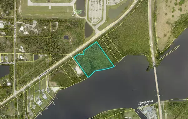 11790 Bayshore RD,  North Fort Myers,  FL 33917