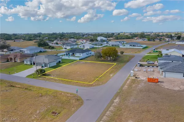 Cape Coral, FL 33909,642 NE 7th AVE