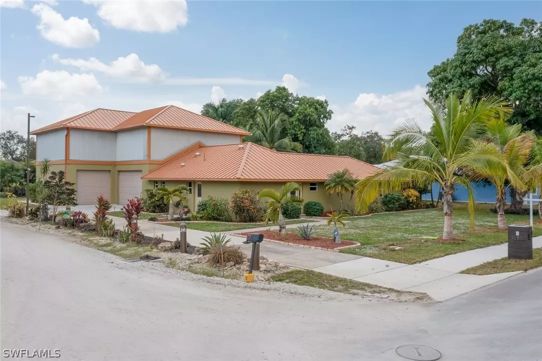 Fort Myers, FL 33901,1686 Linhart AVE