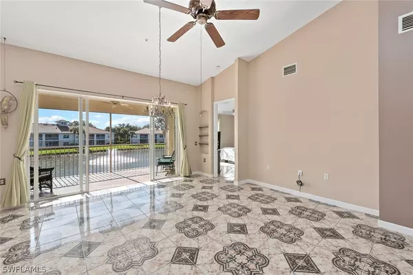 Naples, FL 34109,3059 Horizon LN #1606