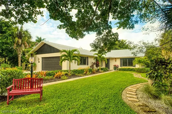 4737 Rue Belle Mer, Sanibel, FL 33957