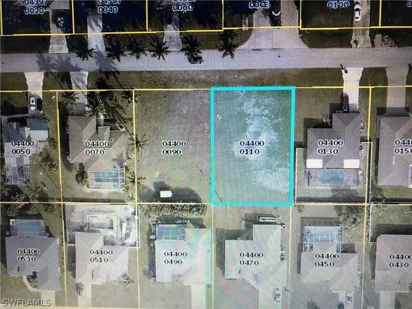 922 SW 22nd TER, Cape Coral, FL 33991