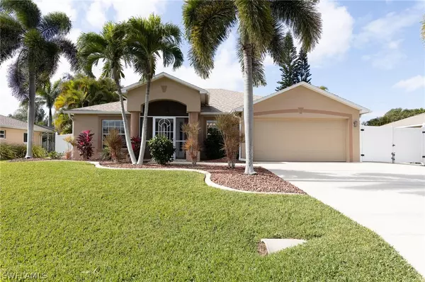 322 SE 9th AVE, Cape Coral, FL 33990