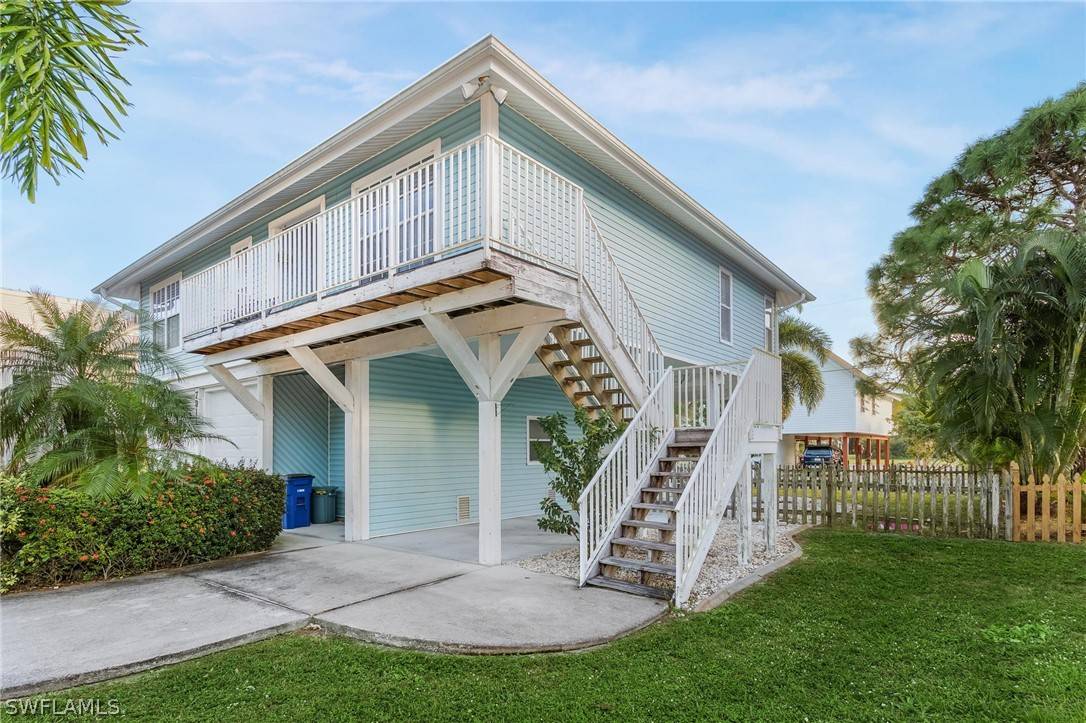 Bokeelia, FL 33922,7911 Breakwater CT