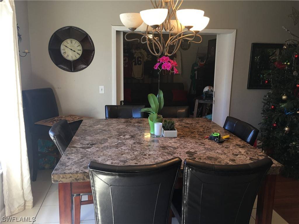 Naples, FL 34108,618 95th AVE N