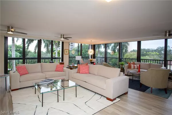 Naples, FL 34108,6000 Pelican Bay BLVD #C-103