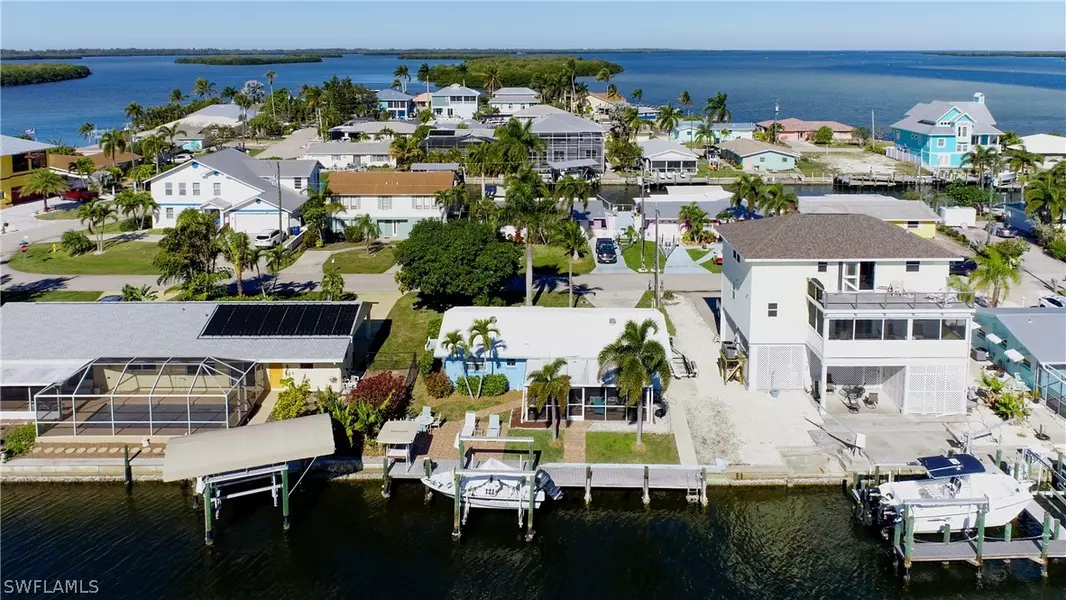 2849 Cheryl ST, Matlacha, FL 33993