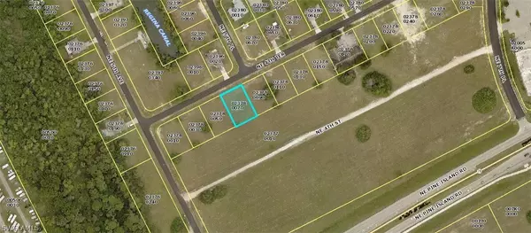 Cape Coral, FL 33909,562 NE 4th TER