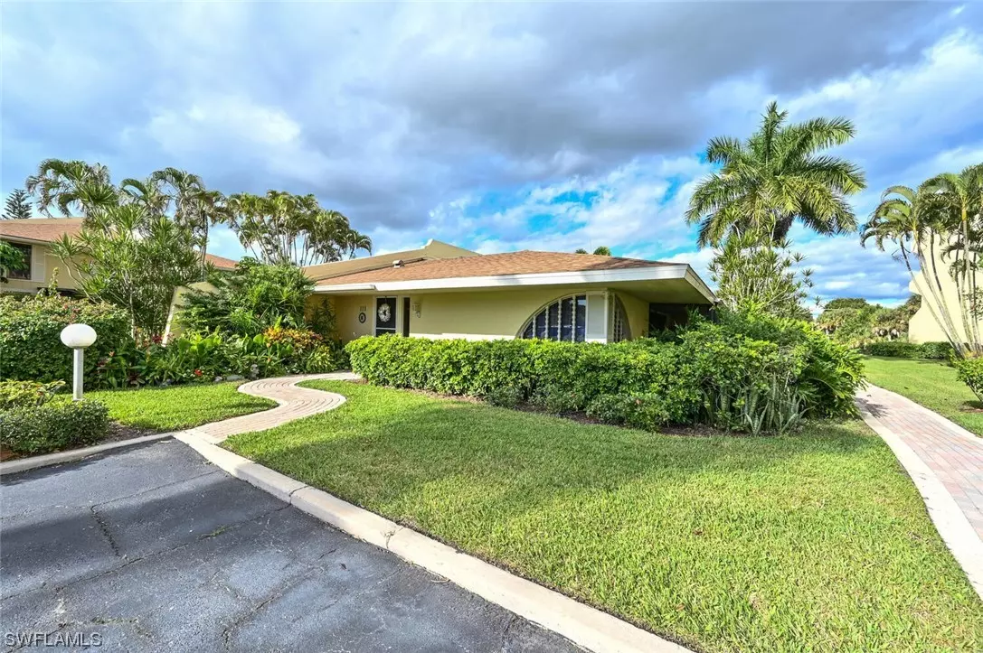 Naples, FL 34110,925 Palm View DR #C-111