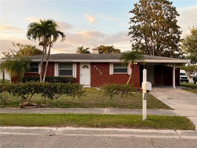 8870 Cypress Lake DR, Fort Myers, FL 33919