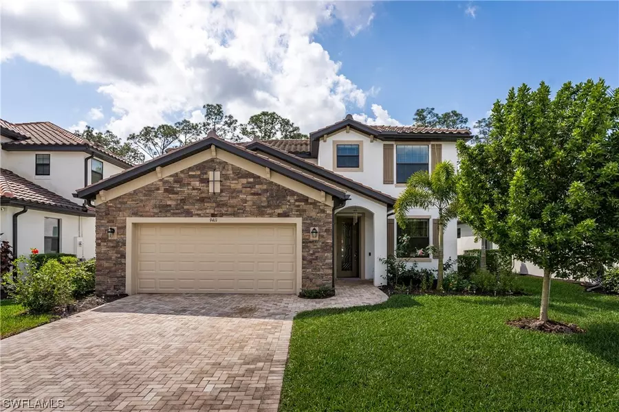 9411 Foxglove LN, Naples, FL 34120