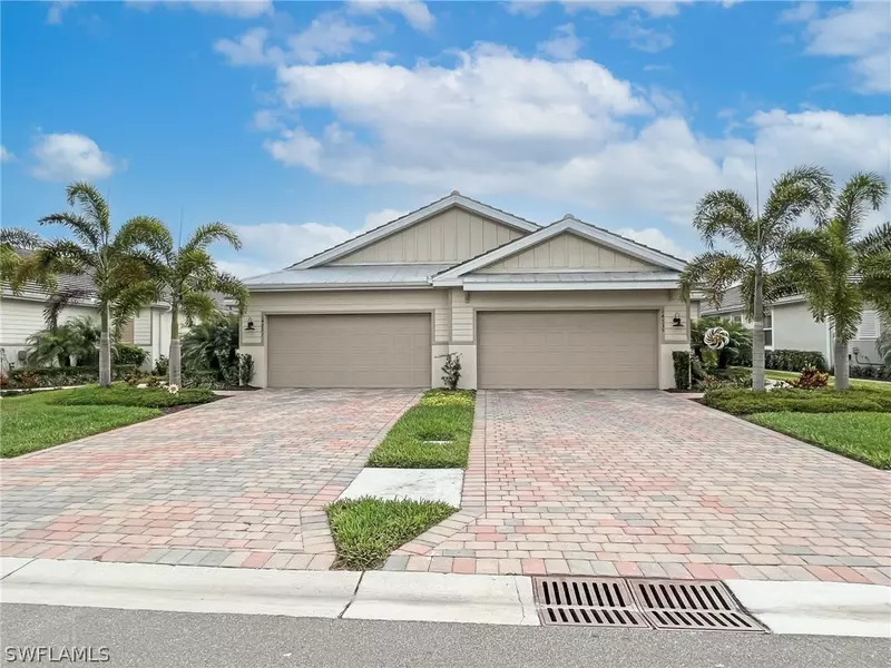 14731 Edgewater CIR, Naples, FL 34114