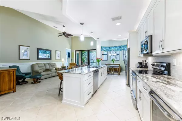 Bonita Springs, FL 34135,27032 Adriana CIR #202