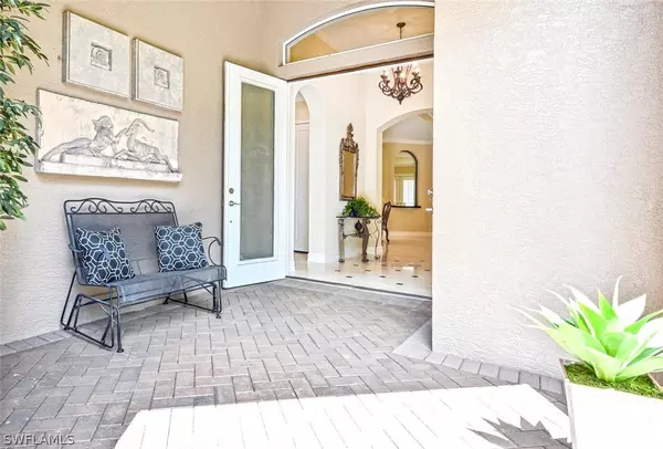 Naples, FL 34105,2270 Silver Palm PL