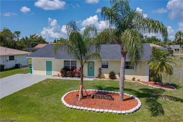 731 Merrick LN NW, Port Charlotte, FL 33948