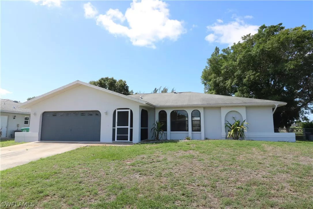 Cape Coral, FL 33990,302 SE 15th ST
