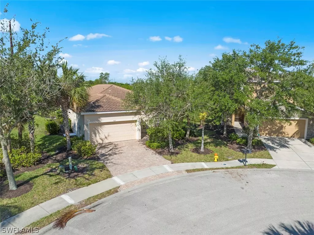 Cape Coral, FL 33909,923 Golden Pond CT