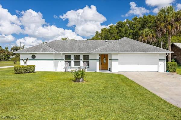 306 Caloosa Estates DR, Labelle, FL 33935