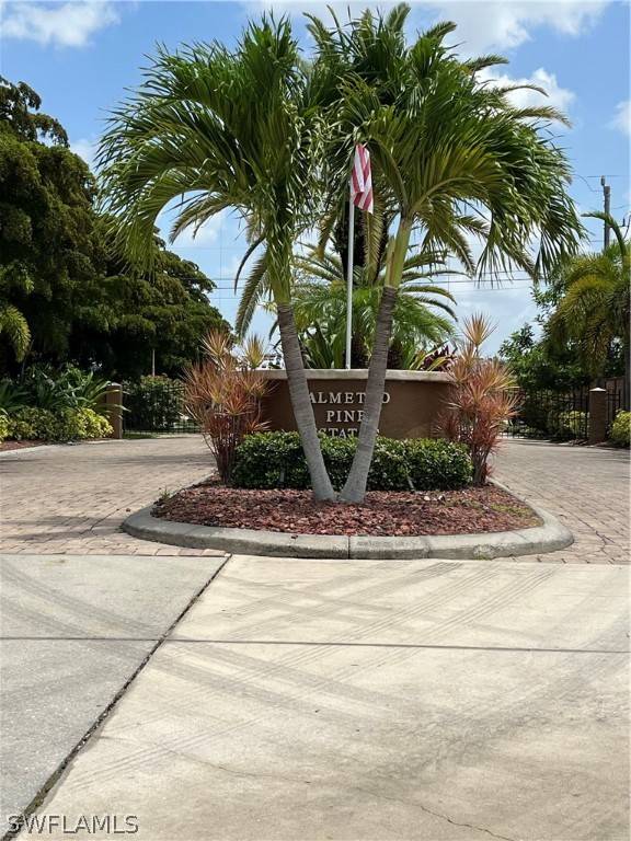 867 Palmetto Pointe CIR, Cape Coral, FL 33991