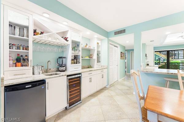 6320 Pelican Bay BLVD #T-3, Naples, FL 34108