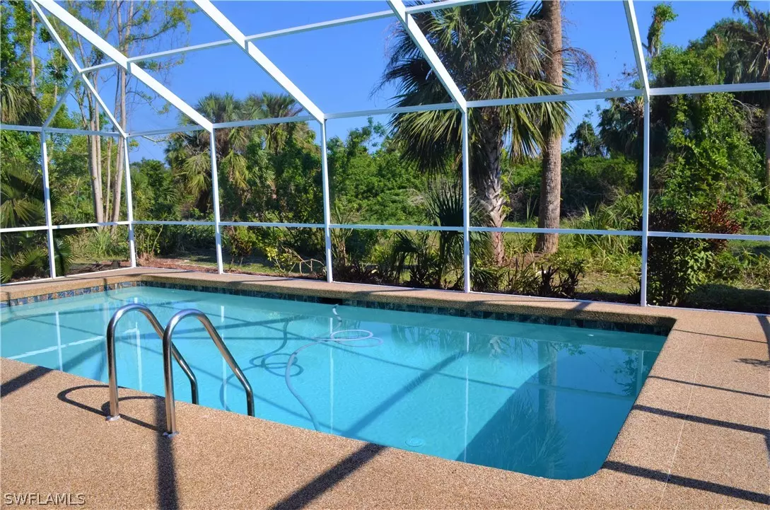 Cape Coral, FL 33990,639 SE 24th AVE #A-B