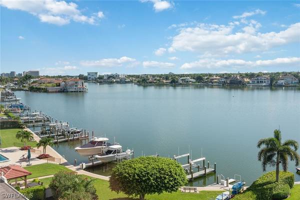 3420 Gulf Shore BLVD N #61, Naples, FL 34103