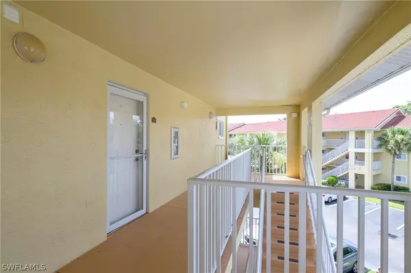 Naples, FL 34119,8284 Key Royal CIR #1331