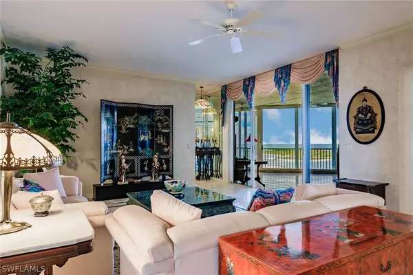 Marco Island, FL 34145,5000 Royal Marco WAY #832