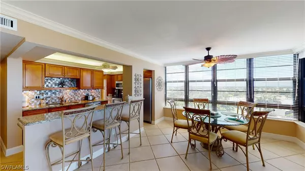 Marco Island, FL 34145,380 Seaview CT #706