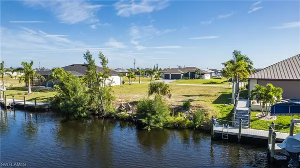1616 NW 38th PL, Cape Coral, FL 33993