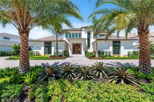 355 Colony DR, Naples, FL 34108